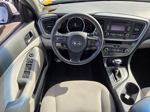 Used 2015 Kia Optima LX image 12