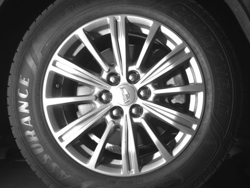 Used 2018 Cadillac XT5 Luxury w/ Driver Awareness Package FWD image 10