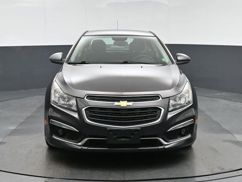 Used 2015 Chevrolet Cruze LT w/ RS Package image 2