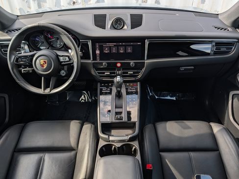 Used 2025 Porsche Macan Turbo AWD/4WD image 16