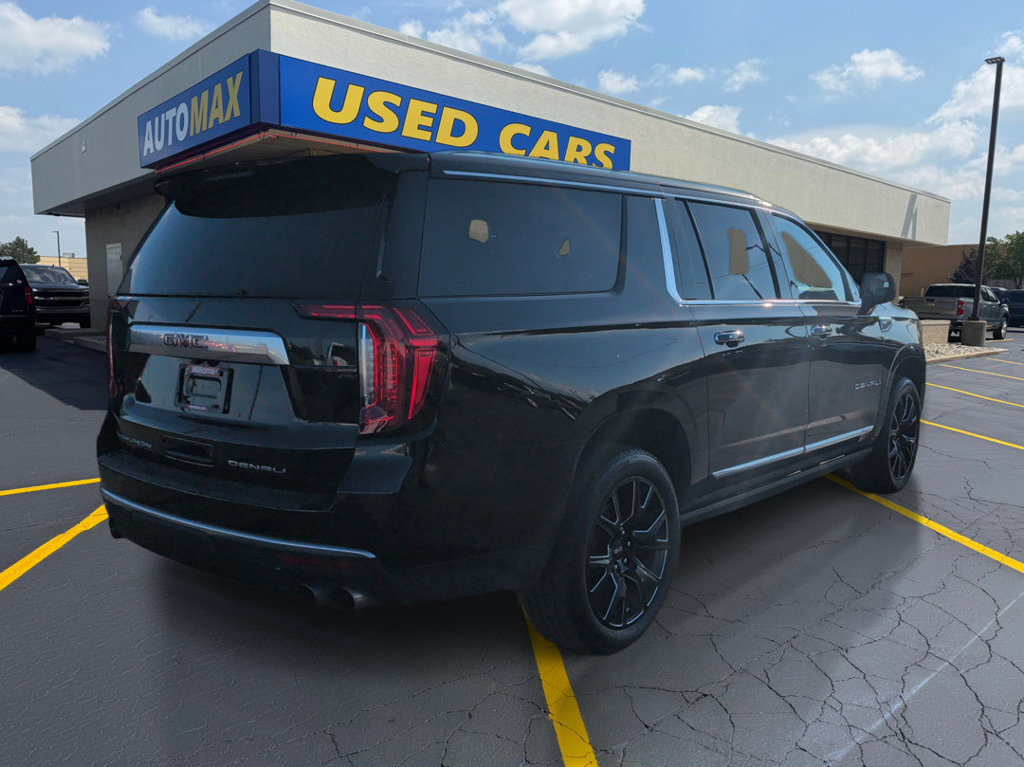 Used 2023 GMC Yukon XL Denali AWD/4WD image 5