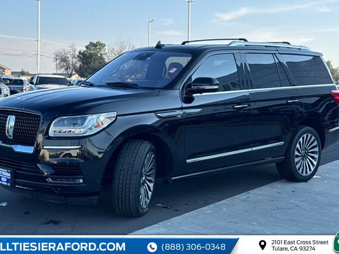 Used 2021 Lincoln Navigator Reserve image 6