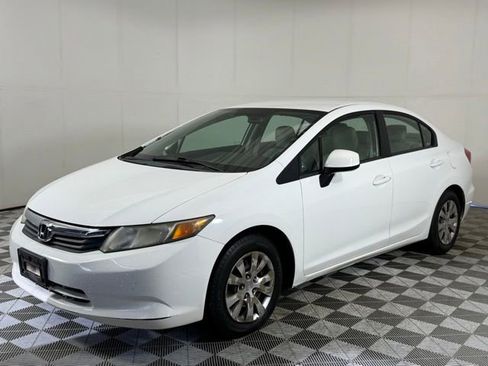 Used 2012 Honda Civic LX image 2