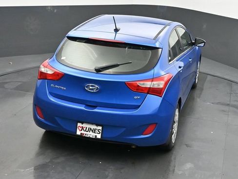 Used 2017 Hyundai Elantra GT image 37