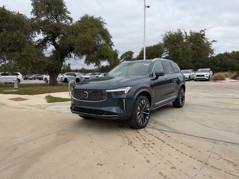 Used 2026 Volvo XC90 B6 Ultra w/ Protection Package AWD/4WD image 2