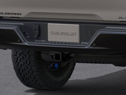 New 2026 Chevrolet Colorado ZR2 w/ Technology Package AWD/4WD image 14
