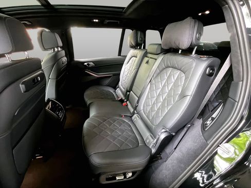 Certified 2026 BMW X7 xDrive40i AWD/4WD image 19