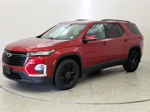 Used 2023 Chevrolet Traverse LT w/ Midnight/Sport Edition AWD/4WD image 3