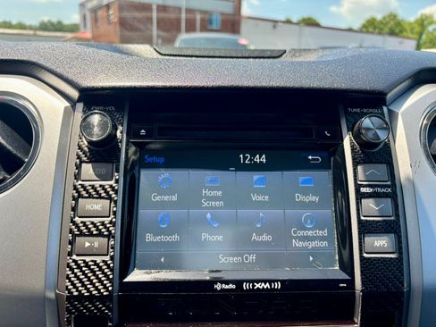 Used 2016 Toyota Tundra SR5 w/ SR5 Upgrade Package AWD/4WD image 23