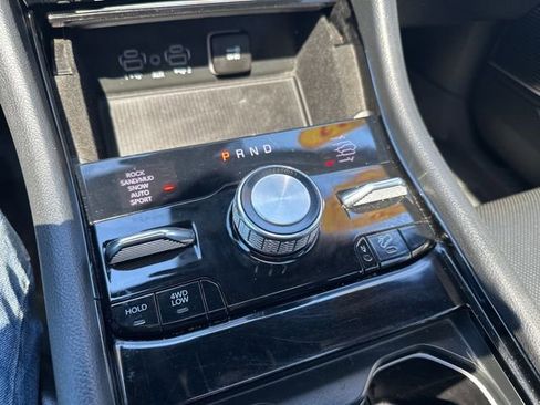 Used 2022 Jeep Grand Cherokee L Overland w/ Advanced Protech Group III image 34