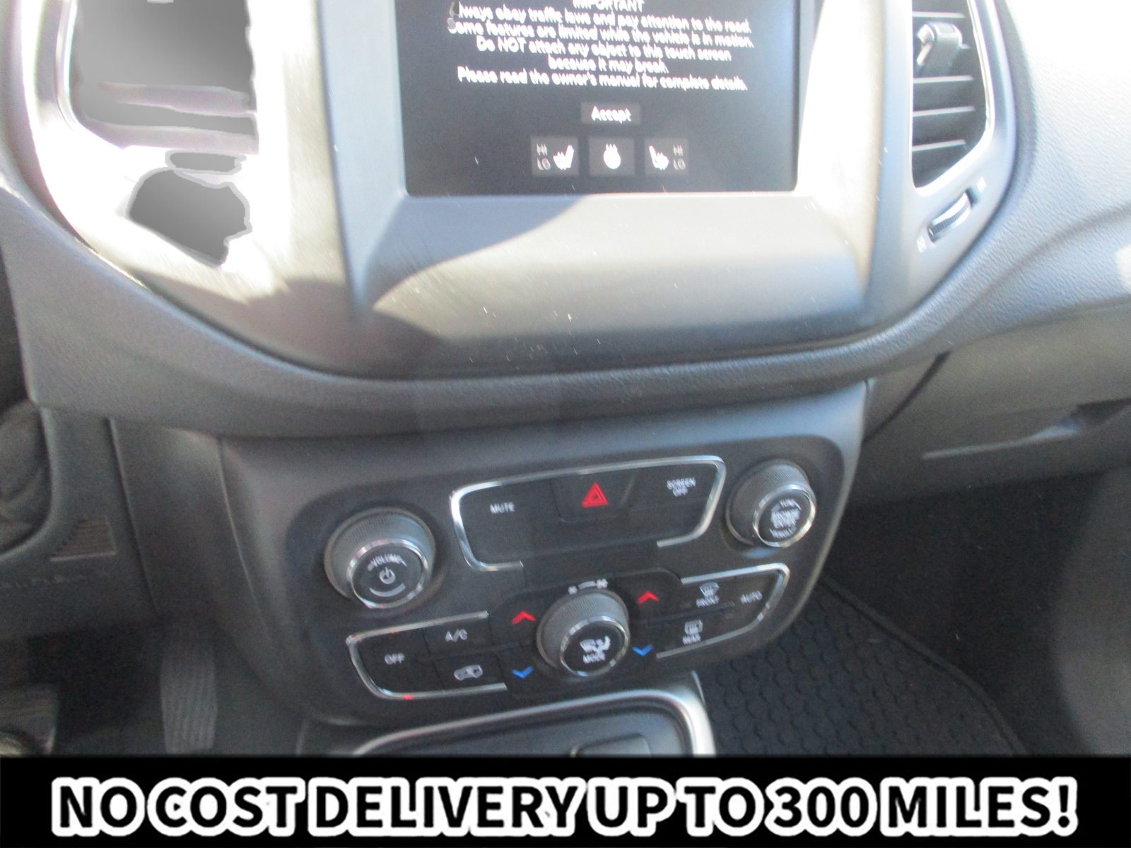 Used 2017 Jeep Compass Latitude w/ Popular Equipment Group FWD image 21