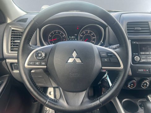 Used 2014 Mitsubishi Outlander Sport ES AWD/4WD image 16