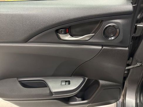 Used 2021 Honda Civic EX image 33