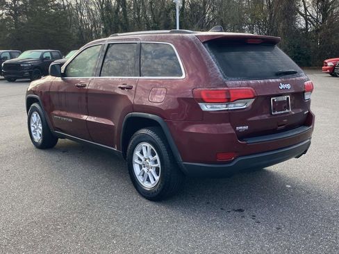 Used 2020 Jeep Grand Cherokee Laredo image 5