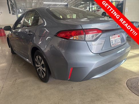 Used 2020 Toyota Corolla LE image 4