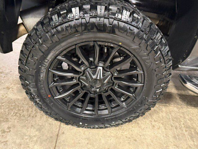 Used 2025 RAM 2500 Big Horn AWD/4WD image 19
