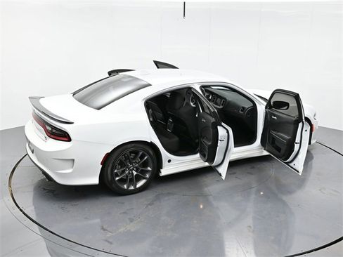 Used 2023 Dodge Charger Scat Pack w/ Technology Group image 43