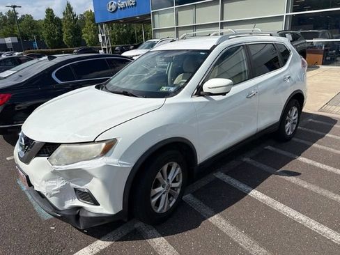 Used 2015 Nissan Rogue SV w/ SV Premium Package AWD/4WD image 3