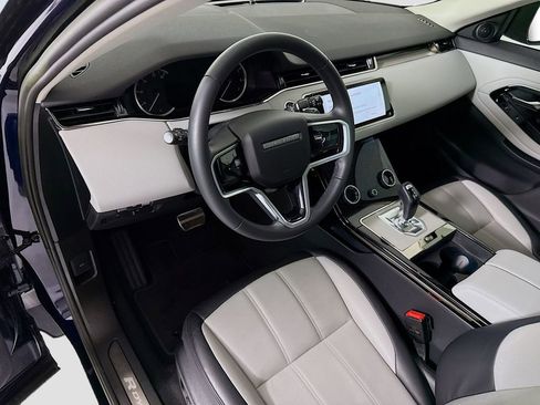 Used 2023 Land Rover Range Rover Evoque R-Dynamic S AWD/4WD image 9