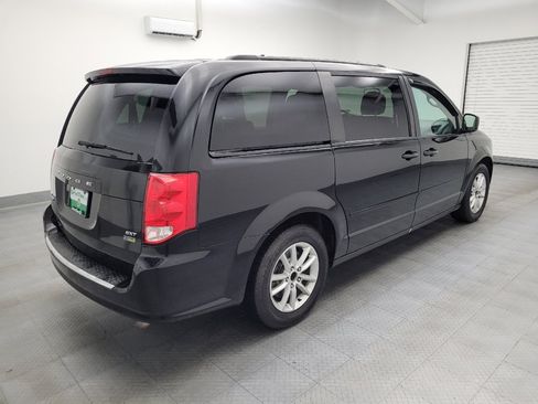 Used 2015 Dodge Grand Caravan SXT FWD image 10