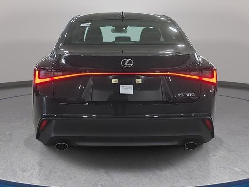 Used 2023 Lexus IS 300 w/ Comfort Package RWD image 7
