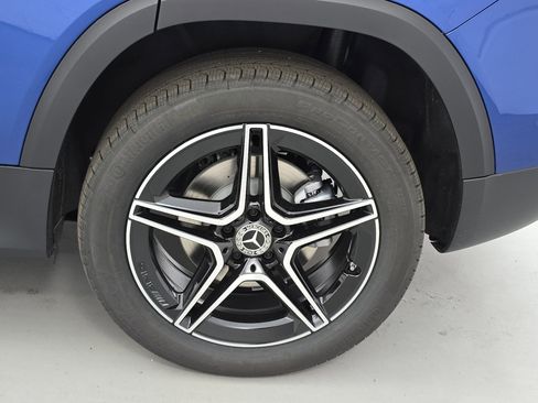 New 2026 Mercedes-Benz GLB 250 4MATIC image 34