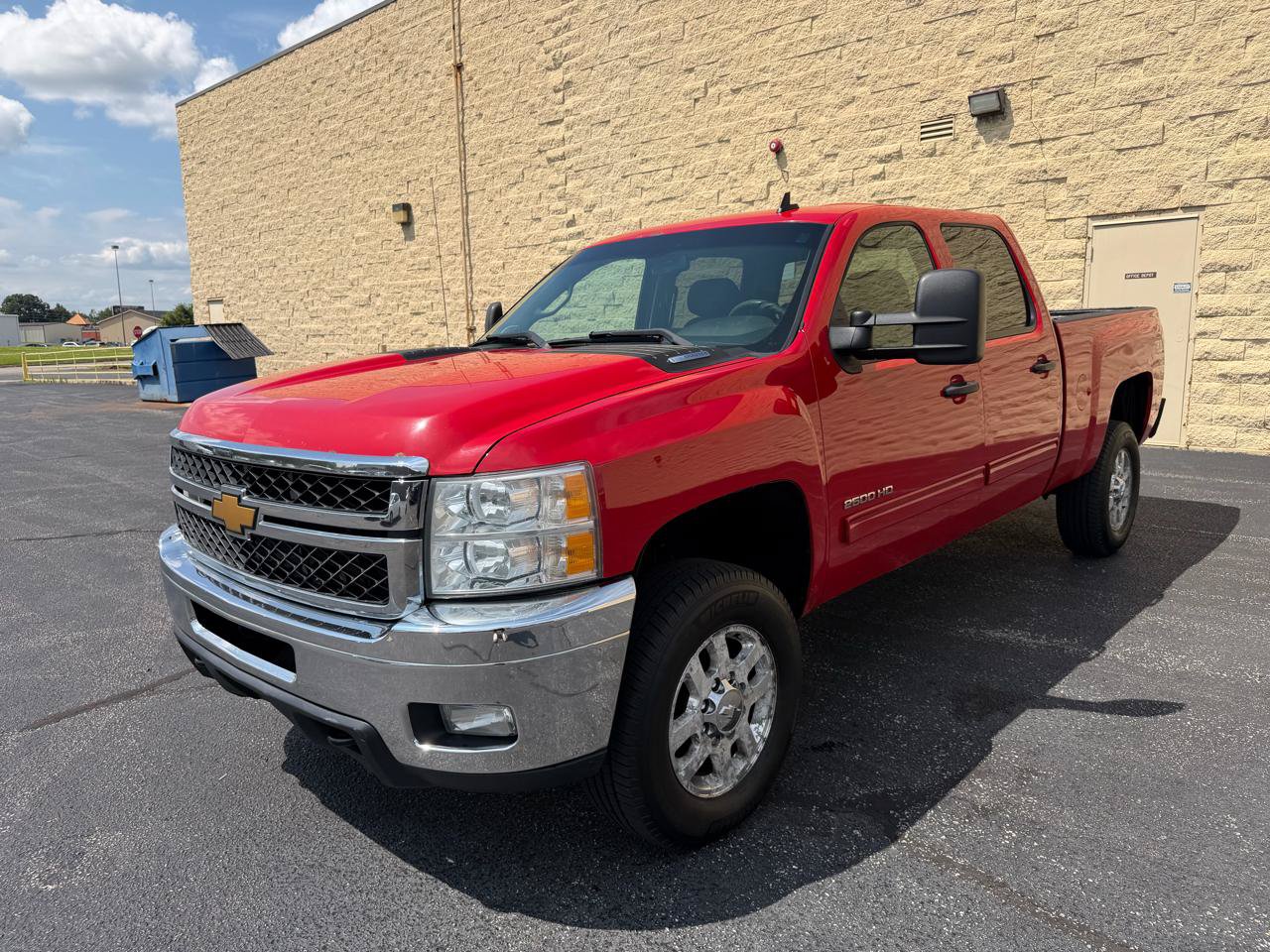 Used 2014 Chevrolet Silverado 2500 LT w/ Interior Plus Package AWD/4WD image 1