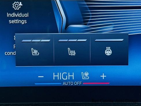 Used 2024 BMW X7 M60i w/ Executive Package image 21