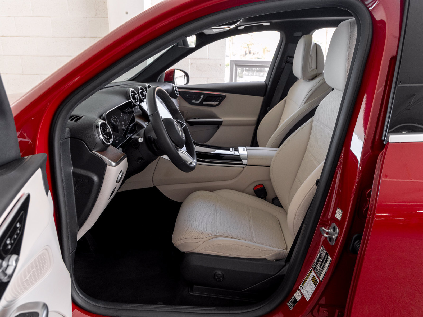 Certified 2026 Mercedes-Benz GLC 300 image 11