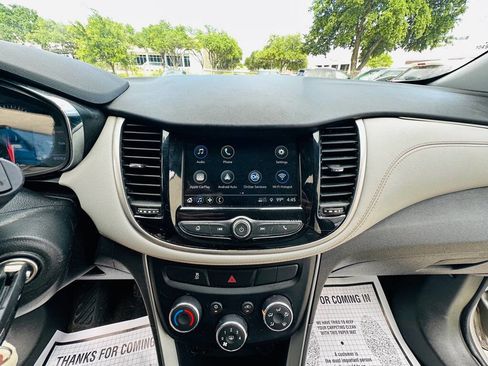 Used 2019 Chevrolet Trax LS w/ Tint and Cruise Package FWD image 13