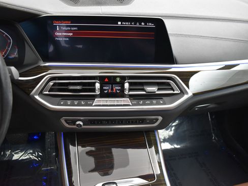 Used 2020 BMW X5 xDrive40i w/ Convenience Package image 16
