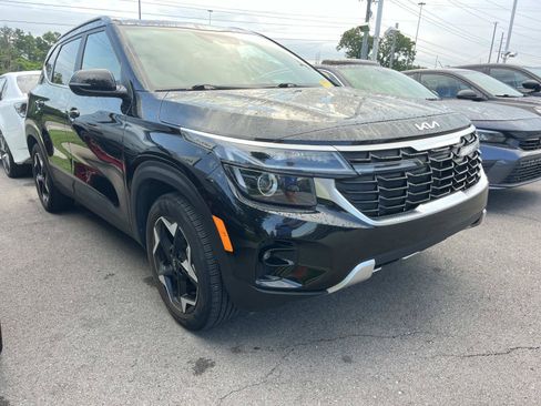 Used 2024 Kia Seltos EX FWD image 1