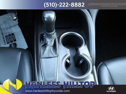 Used 2021 Toyota Camry SE image 18