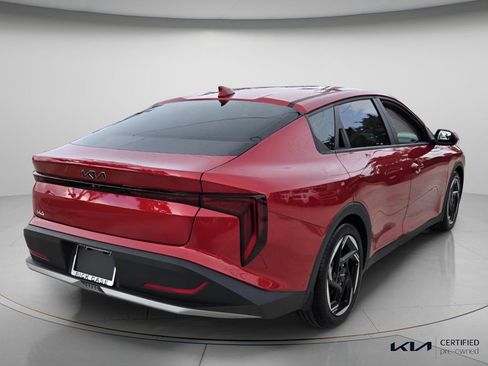 Certified 2025 Kia K4 EX FWD image 7