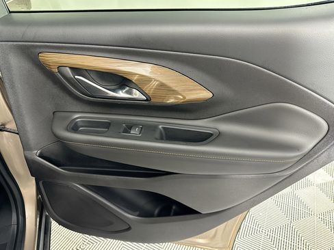 Used 2018 GMC Terrain SLE w/ Driver Convenience Package image 27