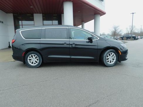 Certified 2020 Chrysler Voyager LX w/ Cold Weather Group image 29