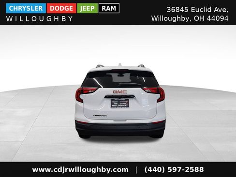 Used 2019 GMC Terrain SLE w/ Driver Convenience Package FWD image 8