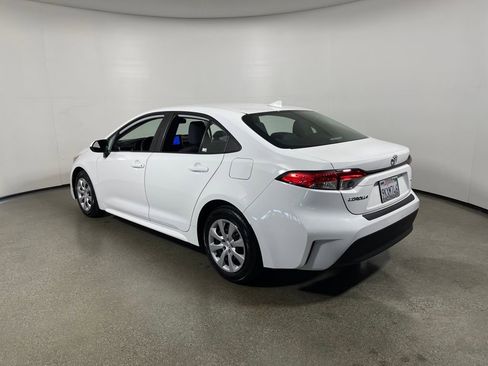 Certified 2024 Toyota Corolla LE FWD image 5