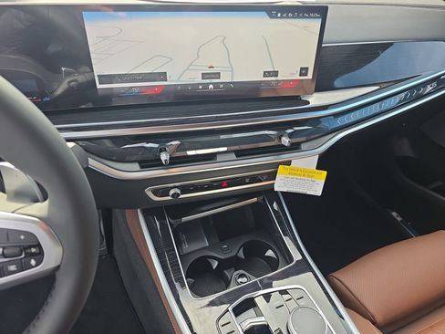 New 2026 BMW X5 xDrive40i w/ M Sport Package image 18