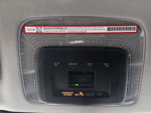 Used 2026 Toyota Prius XLE image 30