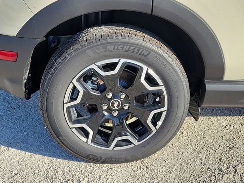 New 2025 Ford Bronco Sport Outer Banks w/ Outer Banks Tech Package+ AWD/4WD image 5