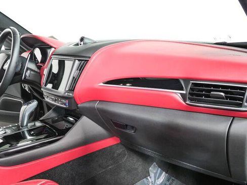 Used 2022 Maserati Levante Modena AWD/4WD image 24
