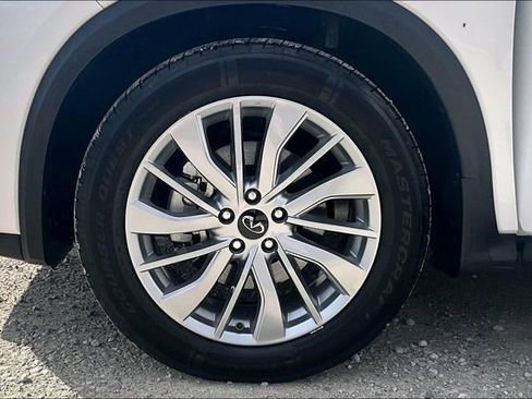Used 2023 INFINITI QX50 Pure AWD/4WD image 8