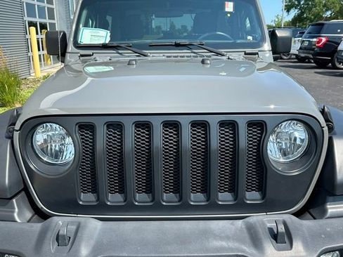 Used 2021 Jeep Wrangler Sport AWD/4WD image 10