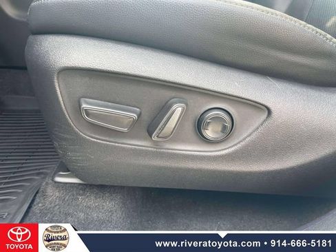 Certified 2024 Toyota Grand Highlander AWD image 20