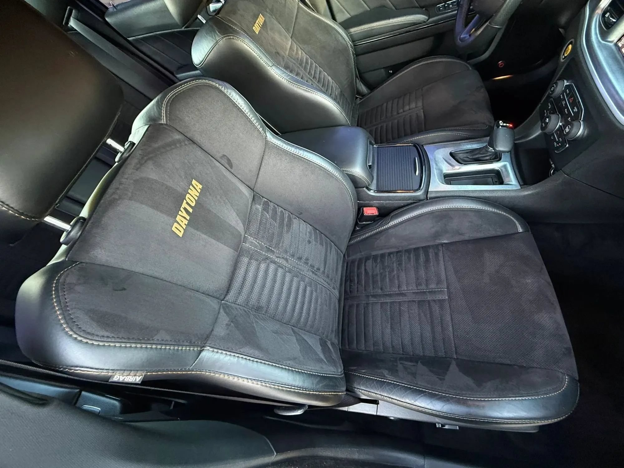 Used 2017 Dodge Charger R/T RWD image 14