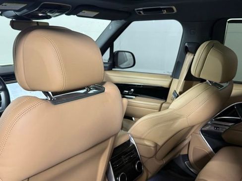 Used 2024 Land Rover Range Rover SE AWD/4WD image 25