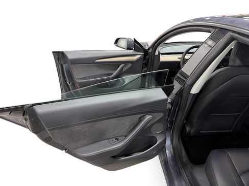 Used 2023 Tesla Model 3 RWD image 10