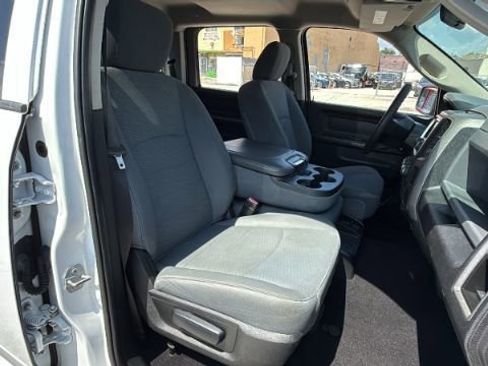 Used 2018 RAM 1500 Express w/ Express Value Package RWD image 38