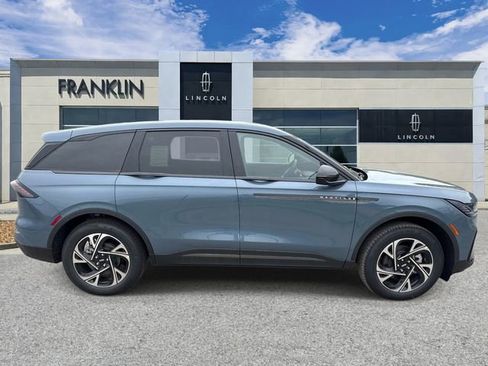 New 2026 Lincoln Nautilus Premier w/ Jet Appearance Package AWD/4WD image 8